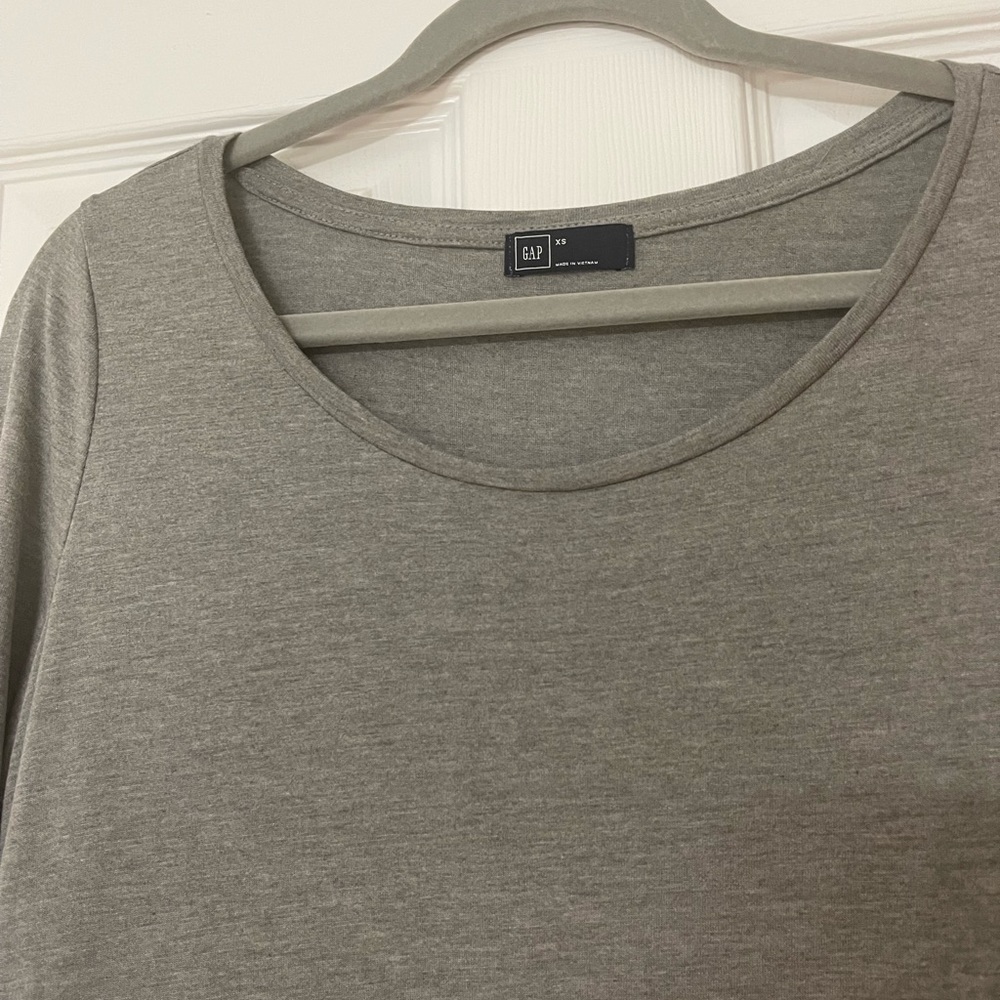 Gap Ruffle Top XS - Picture 3 of 6